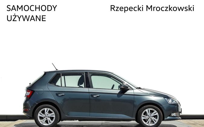 Skoda Fabia cena 55200 przebieg: 67998, rok produkcji 2021 z Krzanowice małe 154